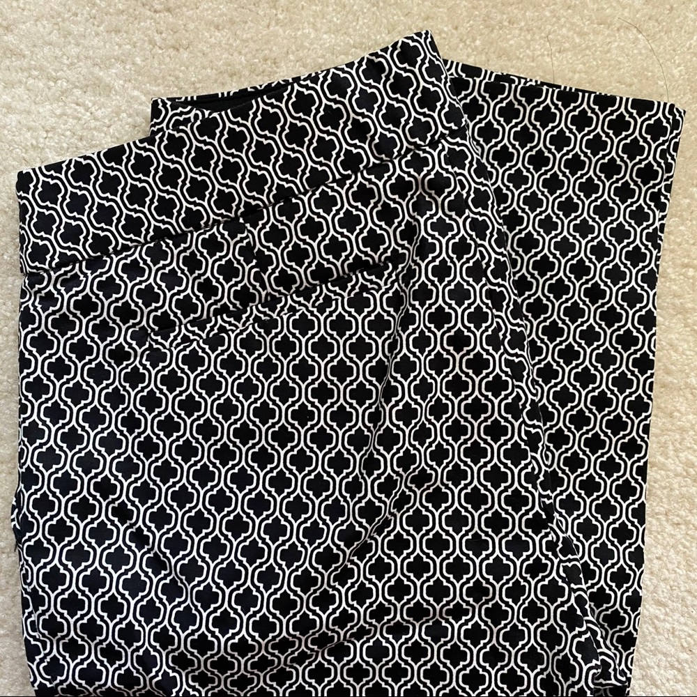 b&w patterned trousers